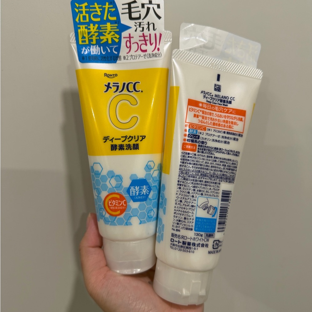 ROHTO Melano CC Rohto Deep Clear Enzyme Facial Cleanser